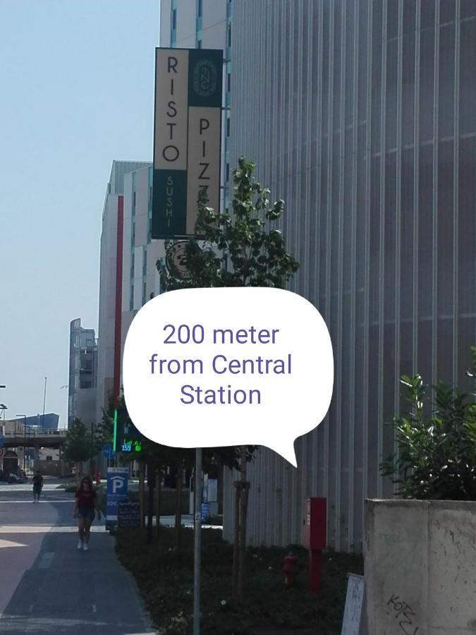 ميستر Central Station Rooms المظهر الخارجي الصورة